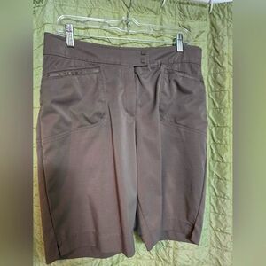 Women's size 12 Tail brand shorts